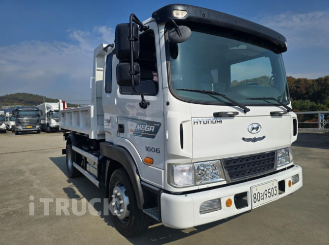 현대 메가트럭 화물덤프 5톤 2