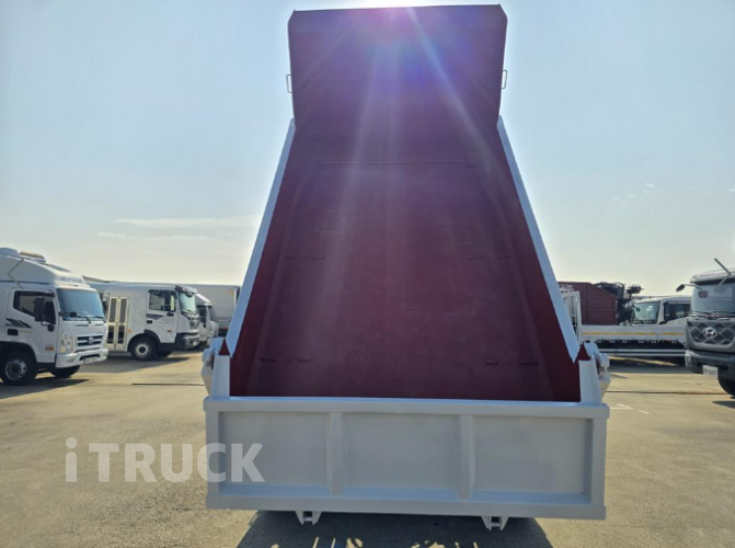 현대 메가트럭 화물덤프 5톤 9