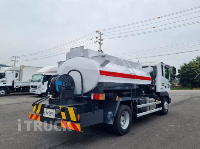 현대 탱크로리 메가트럭 5,000L 수동 6