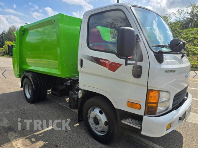 현대 압착진개 마이티큐티 2.5톤 덤프식 배출 1