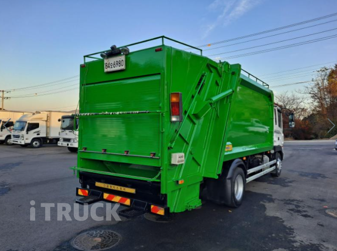 현대 압축진개 메가트럭 5톤 밀판식 배출 4