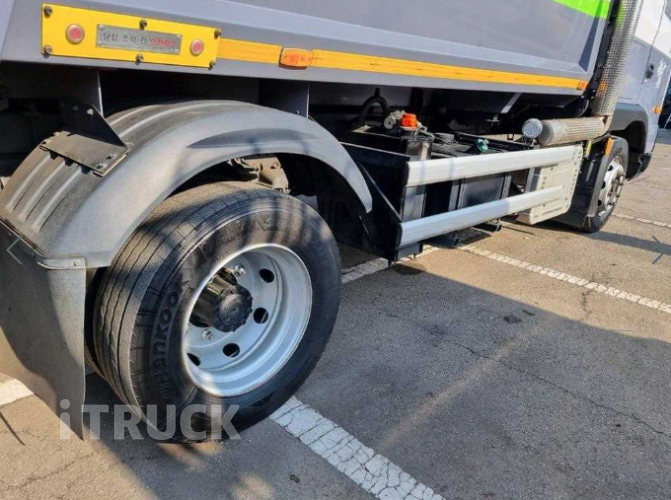 현대 압축진개 파비스 5톤 밀판식 배출 11