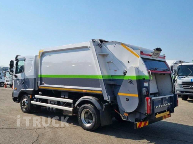 현대 압축진개 파비스 5톤 밀판식 배출 4