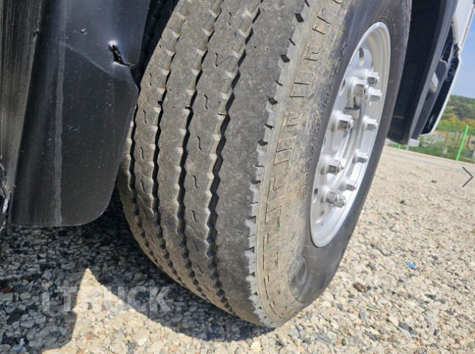 현대 트라고 암롤 420 24톤 수동 앞축 14