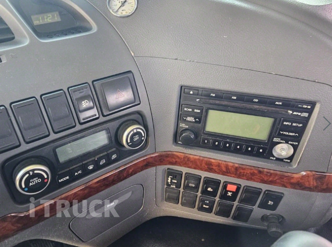 현대 트라고 암롤 420 24톤 수동 앞축 12