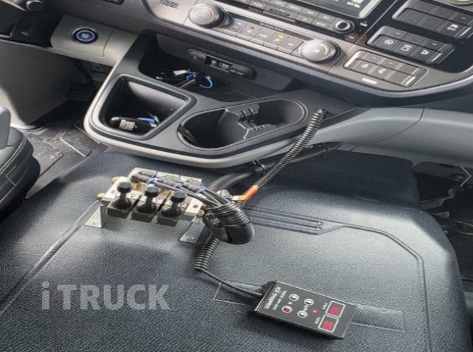 현대 파비스 암롤 300 5톤 오토 앞축 13