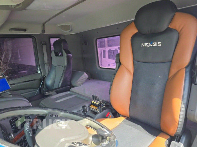 현대 트라고 암롤 460 22톤 수동 앞축 12