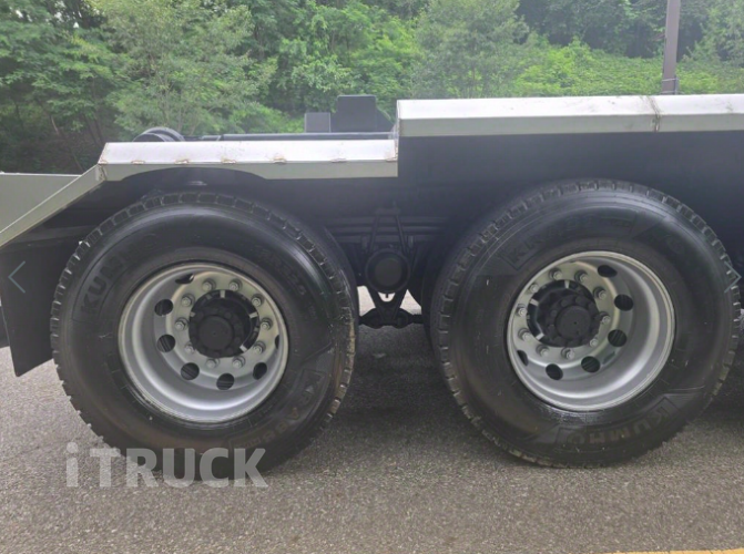 현대 트라고 암롤 460 22톤 수동 앞축 17