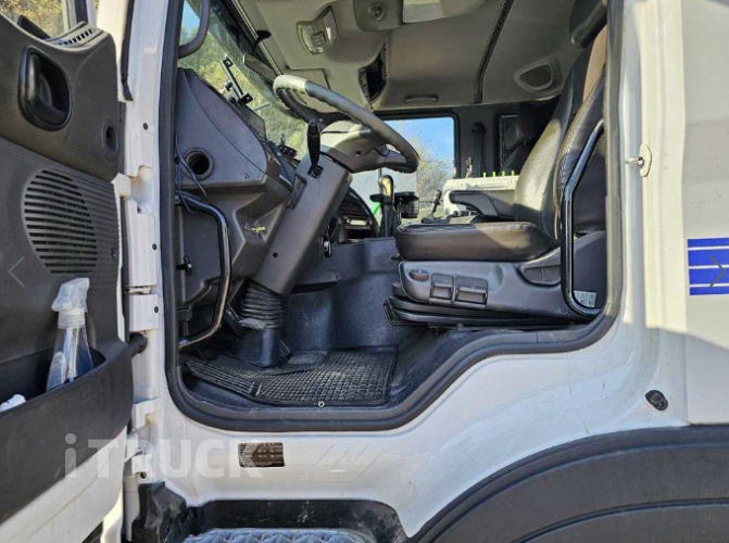 현대 살수차 트라고 스텐탱크 8,000L 수동 11