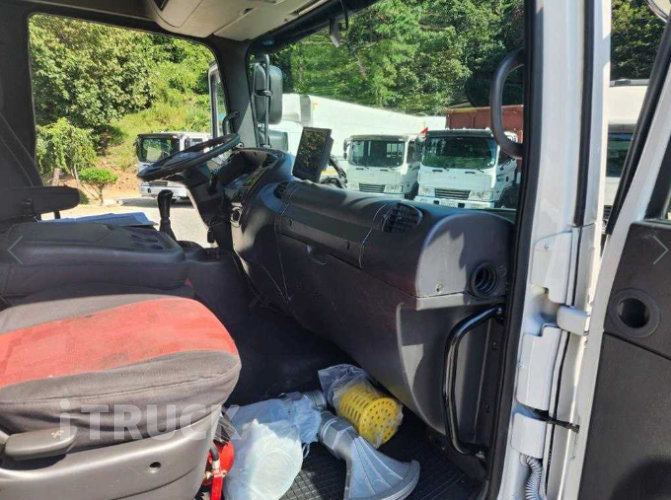 현대 살수차 메가트럭 스텐탱크 8,200L 수동 7