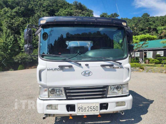 현대 살수차 메가트럭 스텐탱크 8,200L 수동 2