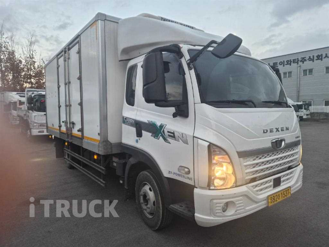 타타대우 더쎈 4톤 광폭 냉동탑 2