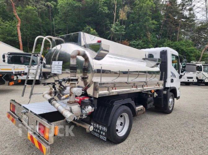 현대 살수차 올뉴마이티 스텐탱크 4,000L 수동 3