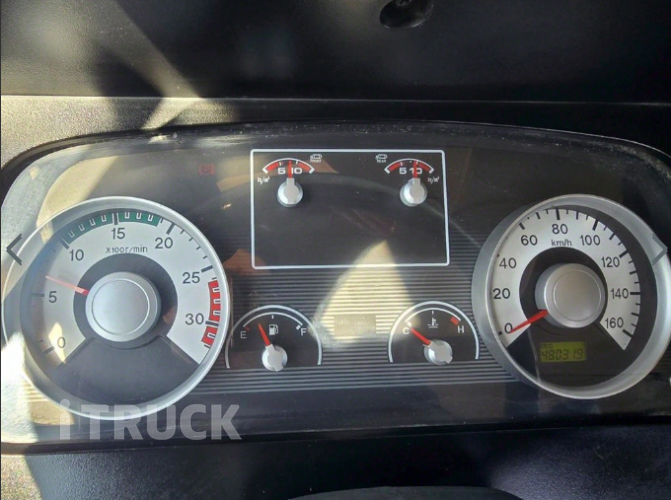 현대 살수차 메가트럭 스텐탱크 7,800L 수동 17