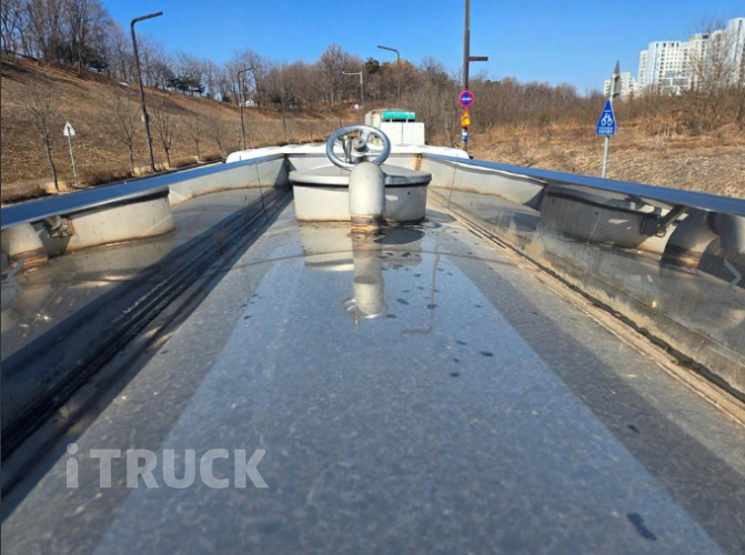 현대 살수차 메가트럭 스텐탱크 7,800L 수동 10