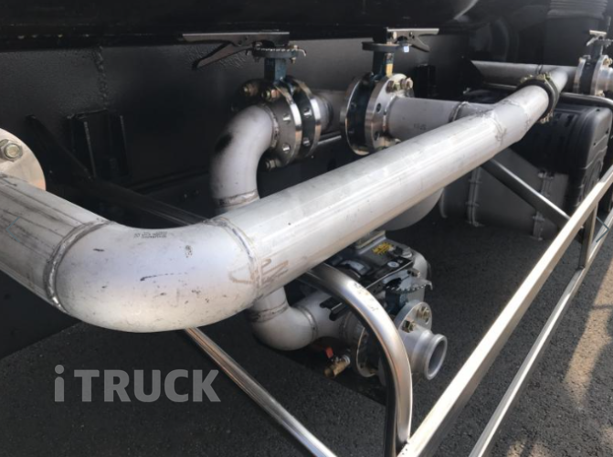 현대 살수차 메가트럭 스텐탱크 7,800L 수동 15