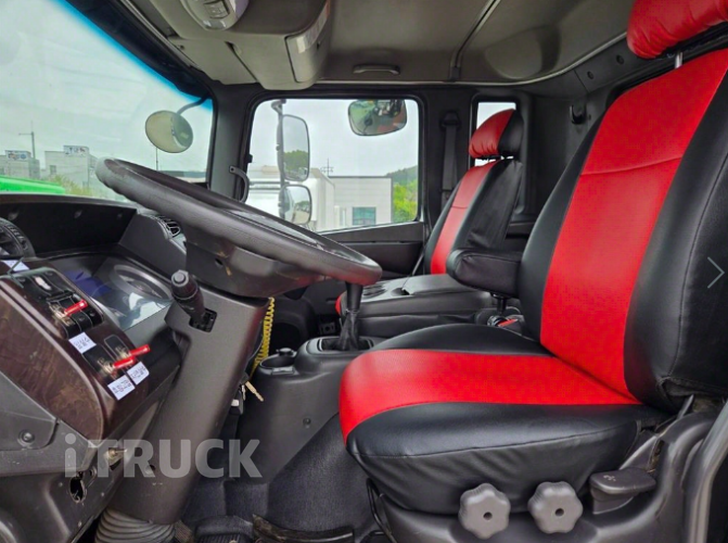 현대 살수차 메가트럭 스텐탱크 7,500L 수동 13