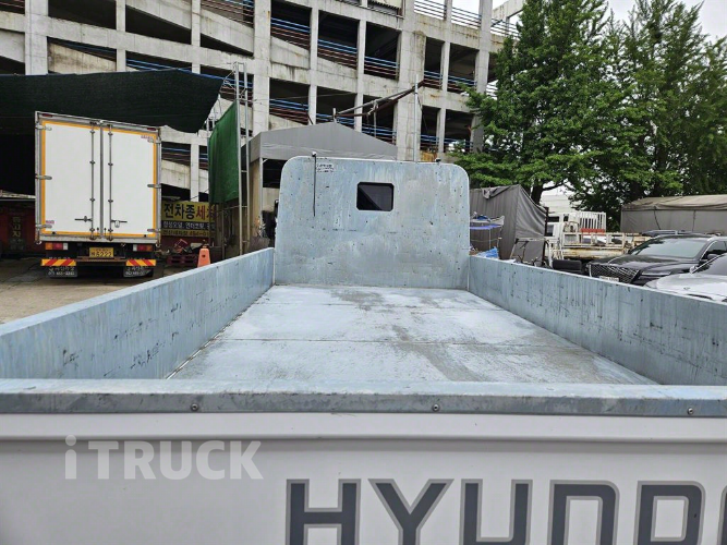 현대 올뉴마이티 2.5톤 카고 슈퍼캡 초장축 4