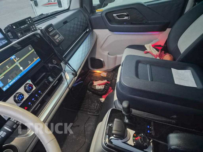 타타대우 더쎈 3.5톤 광폭 냉동탑 투냉 8