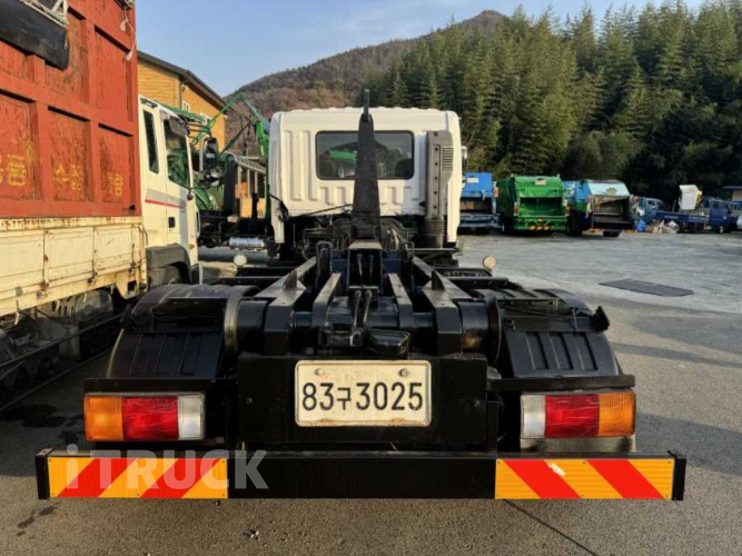 현대 메가트럭 암롤 250 5톤 수동 단바리 5