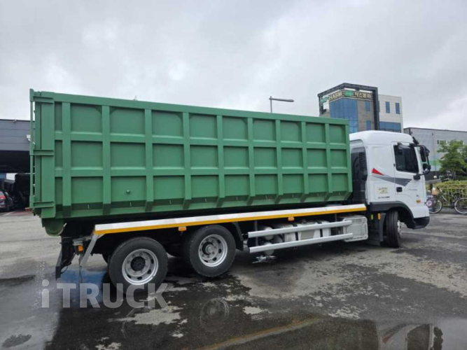 현대 파비스 암롤 300 6.5톤 오토 앞축 6