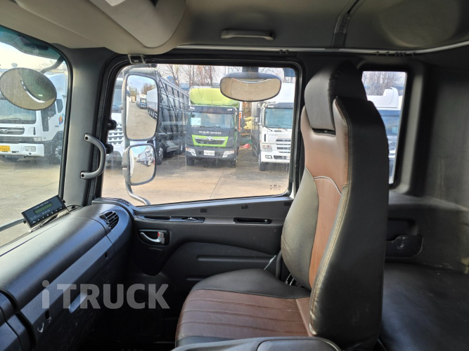 현대 메가트럭 280 단바리 익스하이탑 5.2톤 수동 11