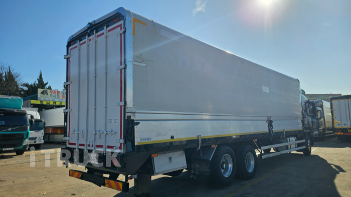 타타대우 프리마 320 후축 냉장윙 8.5톤 오토 4