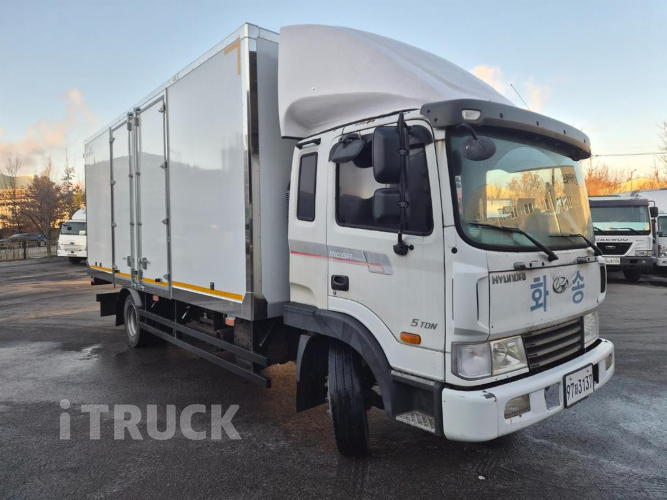현대 메가트럭 260 단바리 익스하이탑 5톤 수동 2