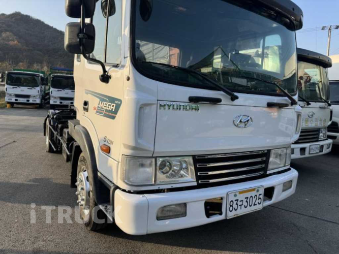 현대 메가트럭 암롤 250 5톤 수동 단바리 2