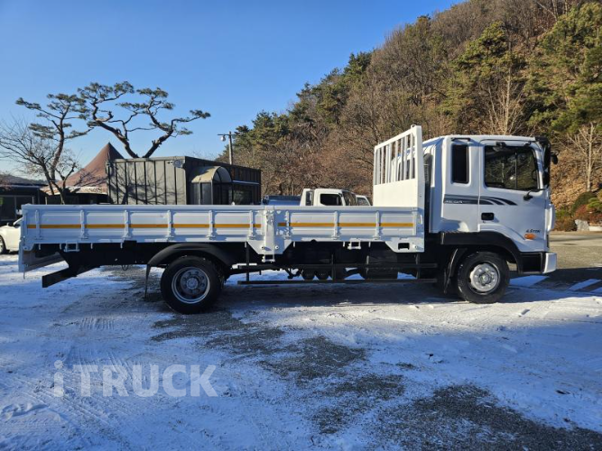 현대 메가트럭 250 단바리 카고 4.5톤 수동 5