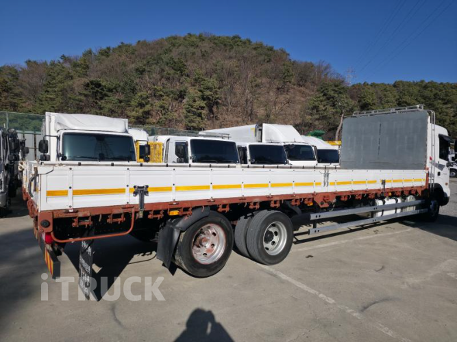 현대 파비스 후축 카고 5.5톤 오토 3