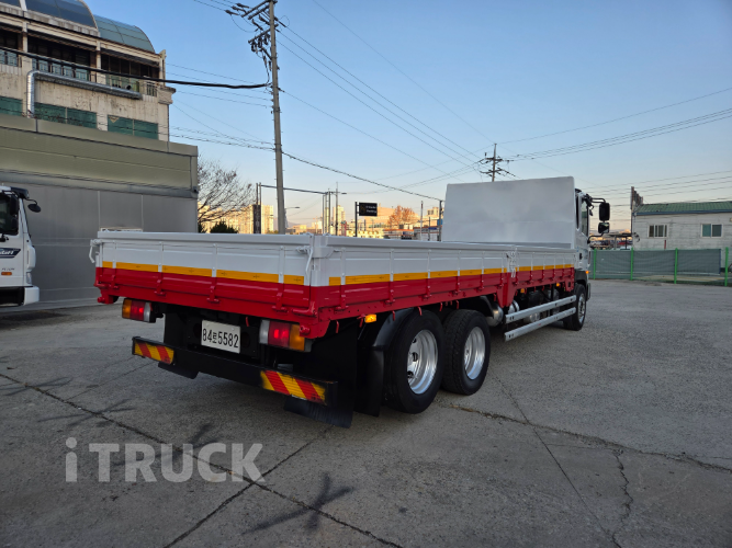 현대 메가트럭 280 후축 카고 8.5톤 수동 1