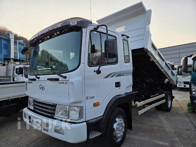 현대 메가트럭 화물덤프 5톤 2