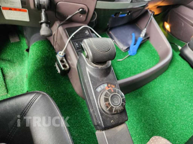 타타대우 프리마 560 후축 카고 25톤 오토 16