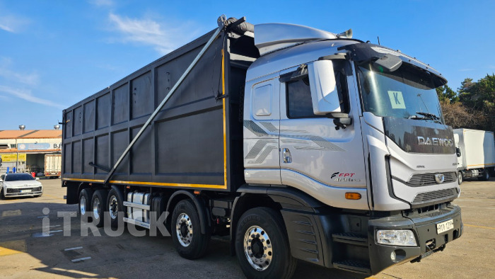 타타대우 우드칩 25톤 480 앞축 오토 3