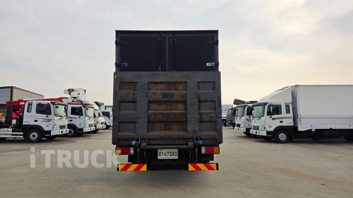 현대 메가트럭 250 단바리 익스하이탑 4.5톤 오토 5