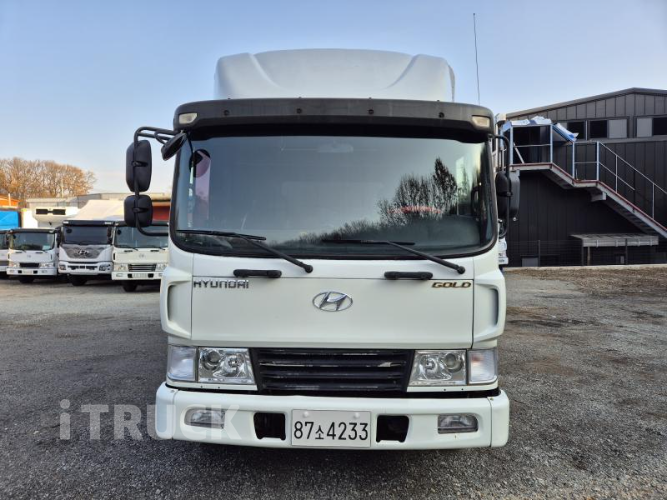 현대 메가트럭 250 단바리 윙바디 4.5톤 수동 1