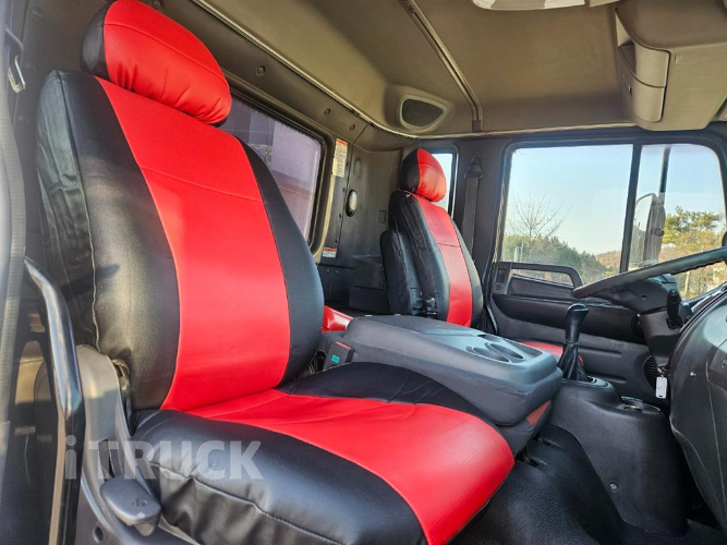 현대 메가트럭 250 단바리 윙바디 4.5톤 수동 13