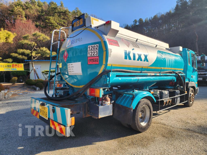 현대 탱크로리 메가트럭 알탱크 10,000L 수동 5