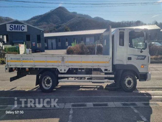 현대 메가트럭 280 단바리 카고 4.5톤 수동 7