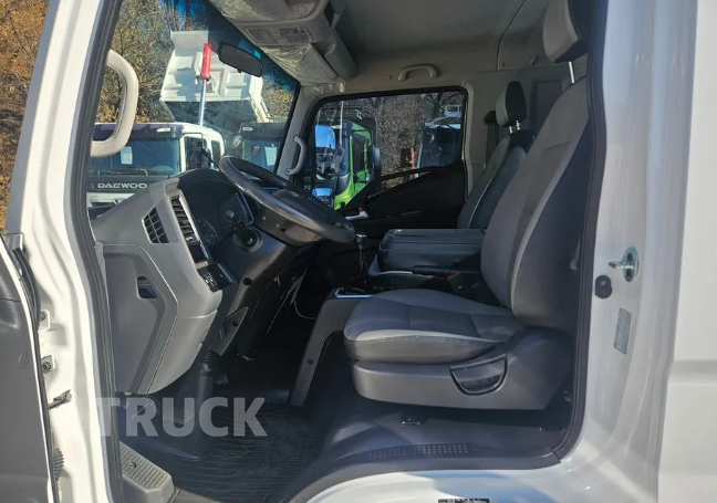 현대 올뉴마이티 2.5톤 카고 슈퍼캡 8