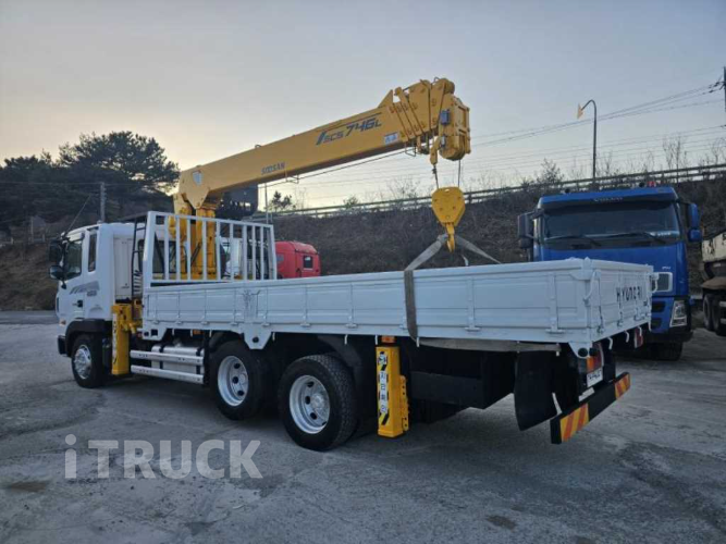현대 카고크레인 수산 메가트럭 7.5톤 4