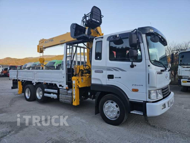 현대 카고크레인 수산 메가트럭 7.5톤 1