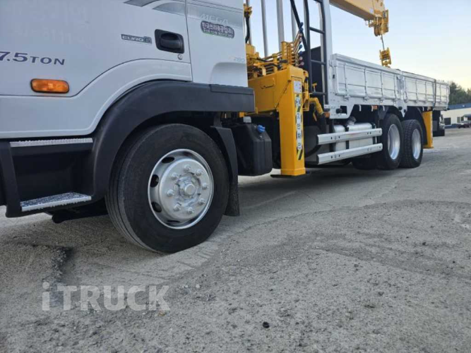 현대 카고크레인 수산 메가트럭 7.5톤 17