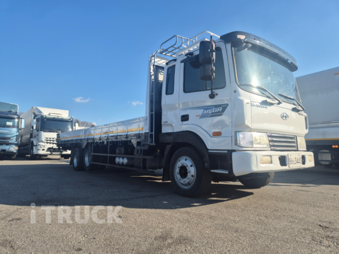 현대 메가트럭 250 단바리 카고 4.5톤 수동 4