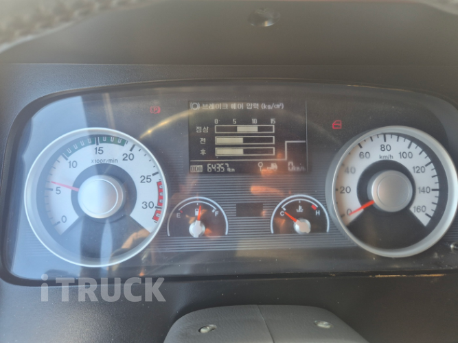 현대 메가트럭 250 단바리 카고 4.5톤 수동 13