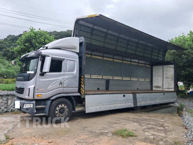 타타대우 프리마 320 후축 윙바디 11톤 수동 10