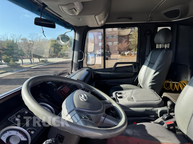 현대 메가트럭 250 단바리 카고 5톤 수동 8