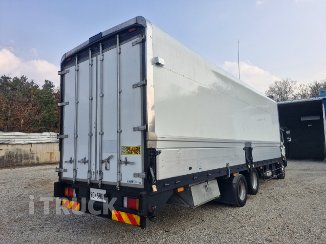 현대 메가트럭 260 앞축 윙바디 6.5톤 수동 2