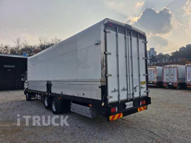 현대 메가트럭 260 앞축 윙바디 6.5톤 수동 5